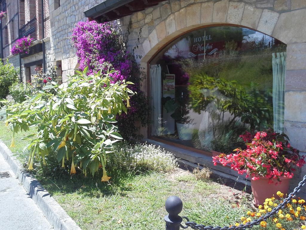 Hotel Marfrei Hinojedo Exterior photo